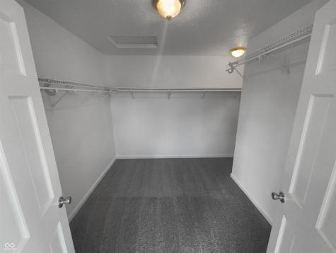 8358 Balmoral Drive Avon IN 46123