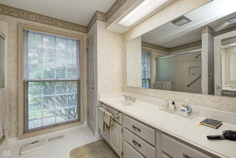 8855 Jules Lane Indianapolis IN 46278