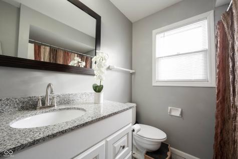 8720 Ellington Drive Indianapolis IN 46234