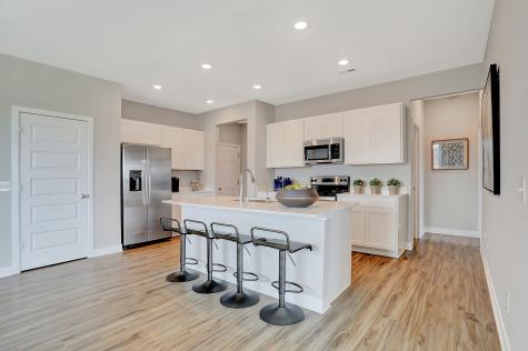7448 Manor Lake Lane Indianapolis IN 46268