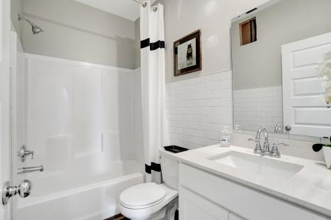7448 Manor Lake Lane Indianapolis IN 46268