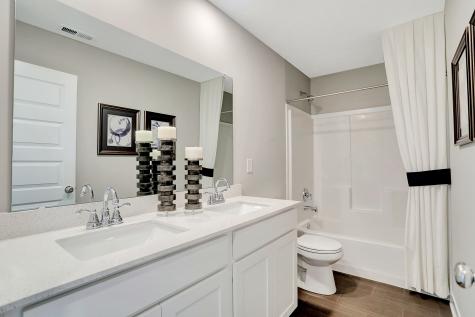 7448 Manor Lake Lane Indianapolis IN 46268