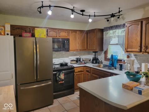 6006 Buell Lane Indianapolis IN 46254