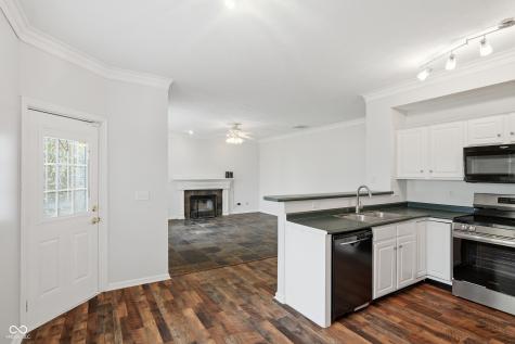 1036 Spanish Lake Drive Avon IN 46123