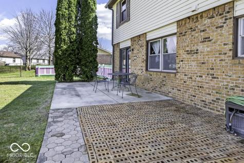 986 Country Aire Drive Greenwood IN 46143