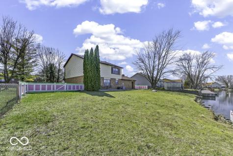 986 Country Aire Drive Greenwood IN 46143