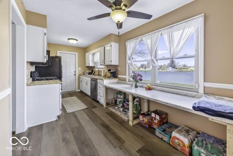 986 Country Aire Drive Greenwood IN 46143