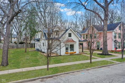 122 E 32nd Street Indianapolis IN 46205