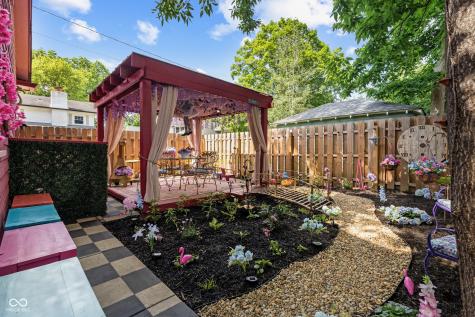 814 E 48th Street Indianapolis IN 46205