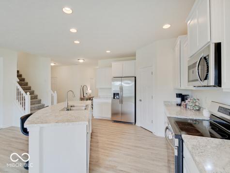 3923 Windstar Way Columbus IN 47203