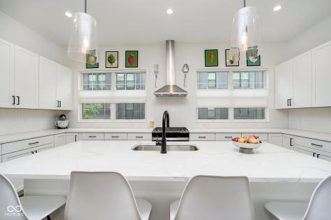 912 Veterans Way Carmel IN 46032