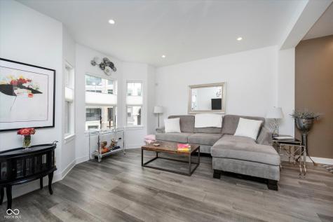 912 Veterans Way Carmel IN 46032