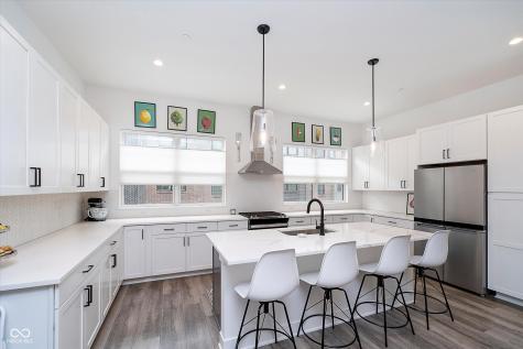 912 Veterans Way Carmel IN 46032