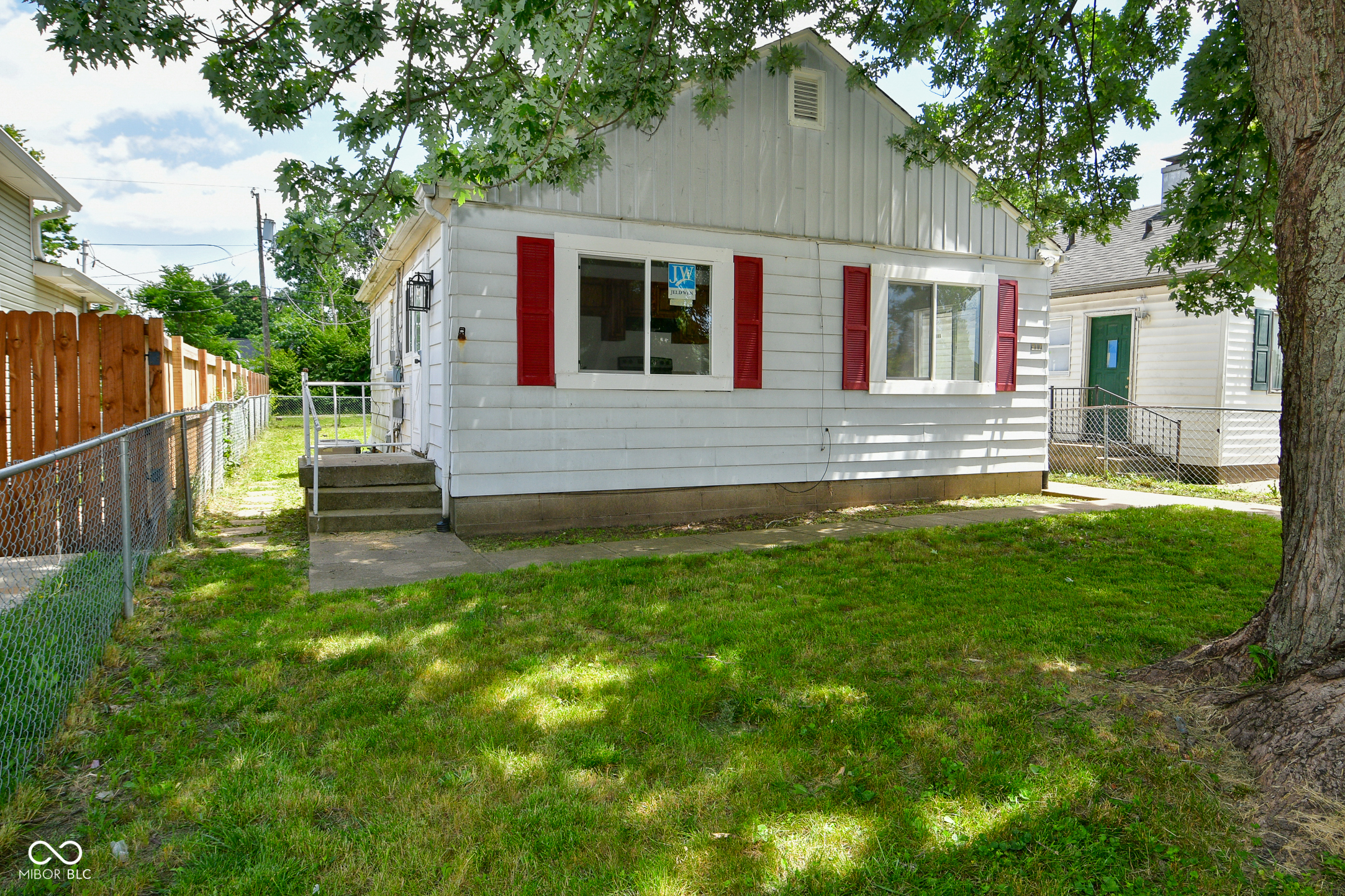 917 N Somerset Avenue Indianapolis IN 46222