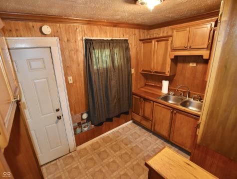 2430 E 16th Street Indianapolis IN 46201
