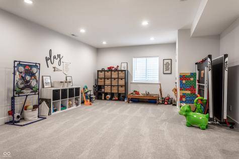 5345 Crowley Parkway Whitestown IN 46075