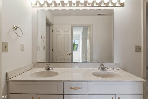 2444 Laurel Lake Boulevard Carmel IN 46032