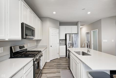 8108 Nik Street Brownsburg IN 46112