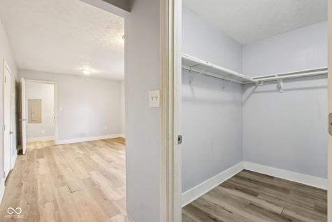 421 W 39th Street Indianapolis IN 46208