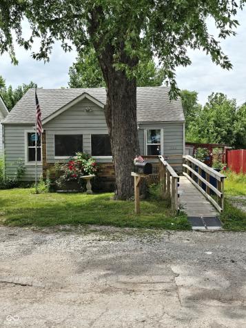 1504 Manhattan Avenue Indianapolis IN 46241