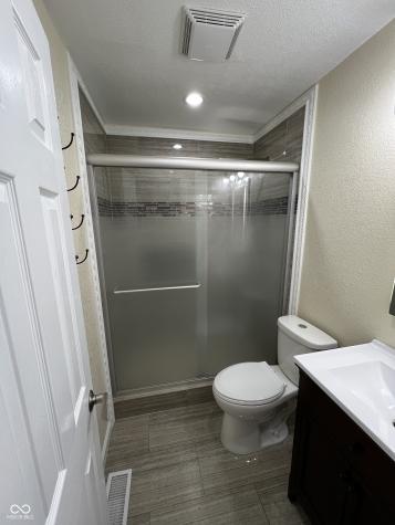7638 E 37th Place Indianapolis IN 46226