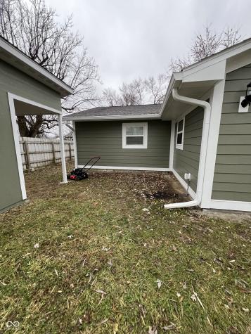 7638 E 37th Place Indianapolis IN 46226