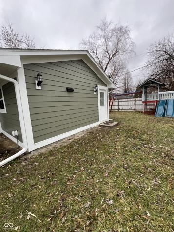 7638 E 37th Place Indianapolis IN 46226
