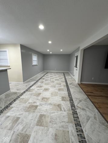 7638 E 37th Place Indianapolis IN 46226