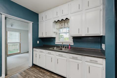 209 W Broadway Street Alexandria IN 46001
