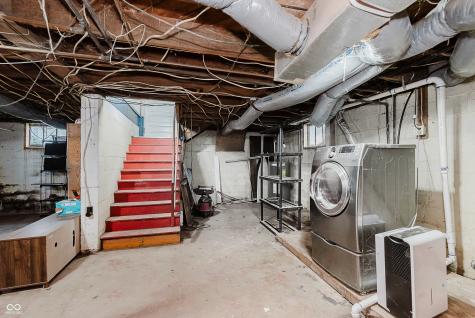 209 W Broadway Street Alexandria IN 46001
