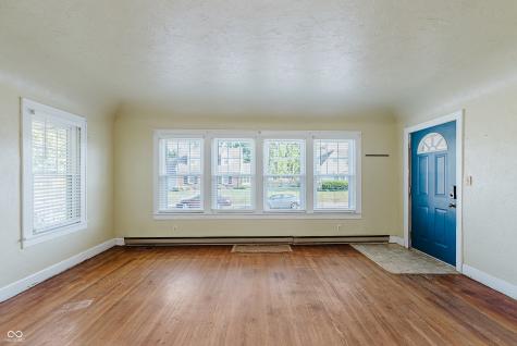 209 W Broadway Street Alexandria IN 46001