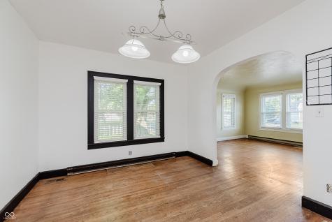 209 W Broadway Street Alexandria IN 46001