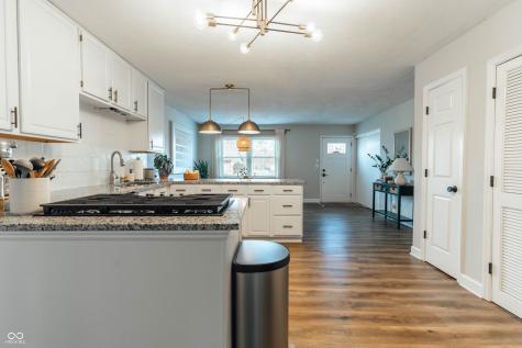 7002 Woodside Drive Indianapolis IN 46260