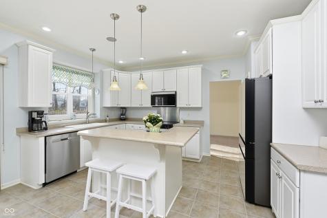 7603 Stoney Side Lane Indianapolis IN 46259