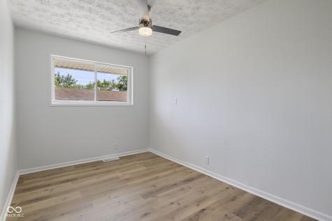 631 S 9th Avenue Beech Grove IN 46107