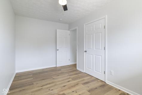 631 S 9th Avenue Beech Grove IN 46107
