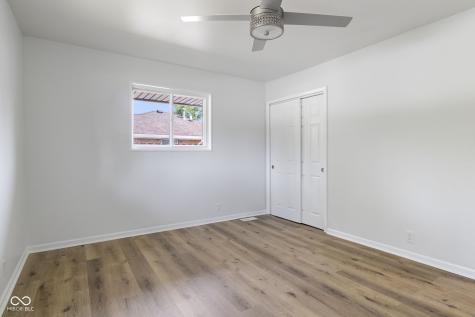 631 S 9th Avenue Beech Grove IN 46107