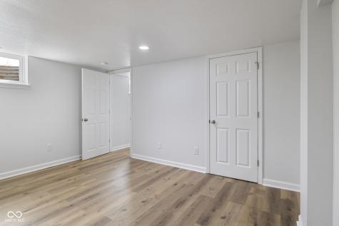 631 S 9th Avenue Beech Grove IN 46107