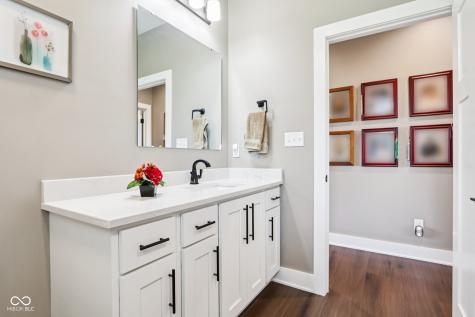 1295 Maclaren Court Franklin IN 46131