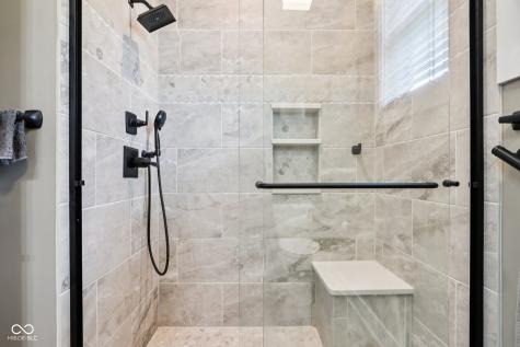 1295 Maclaren Court Franklin IN 46131