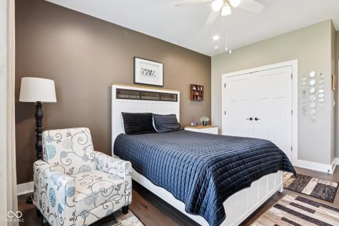 1295 Maclaren Court Franklin IN 46131