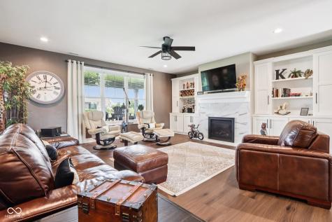 1295 Maclaren Court Franklin IN 46131