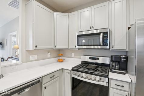 186 Mcrae Way Greenwood IN 46143