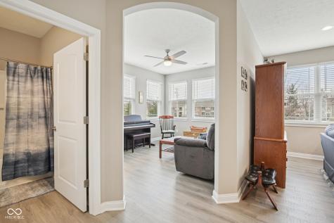 186 Mcrae Way Greenwood IN 46143