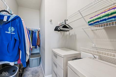 186 Mcrae Way Greenwood IN 46143