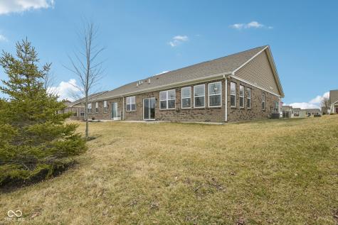 186 Mcrae Way Greenwood IN 46143