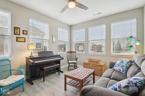 186 Mcrae Way Greenwood IN 46143