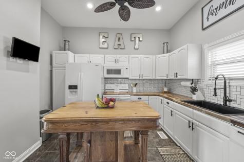 6014 W 800 S Pendleton IN 46064
