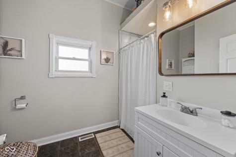 6014 W 800 S Pendleton IN 46064