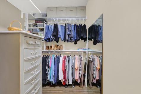 8112 Ambry Way Indianapolis IN 46259